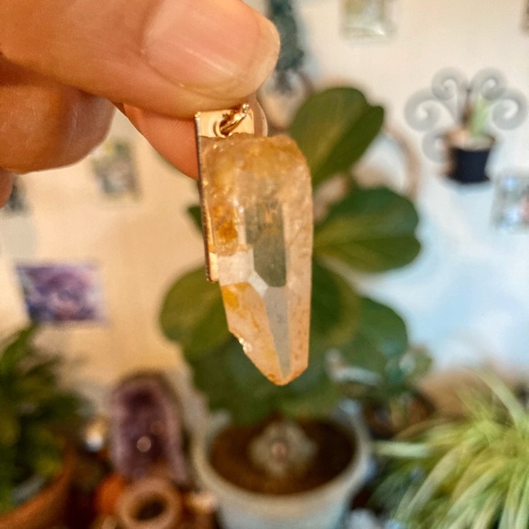 Peach Lemurian Quartz Pendant - Picture 8 of 12